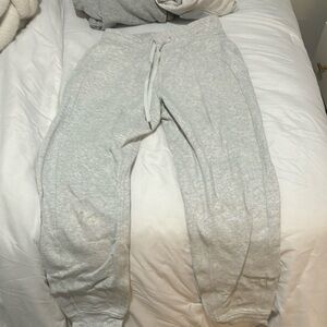 lululemon scuba hig rise sweatpants size 6